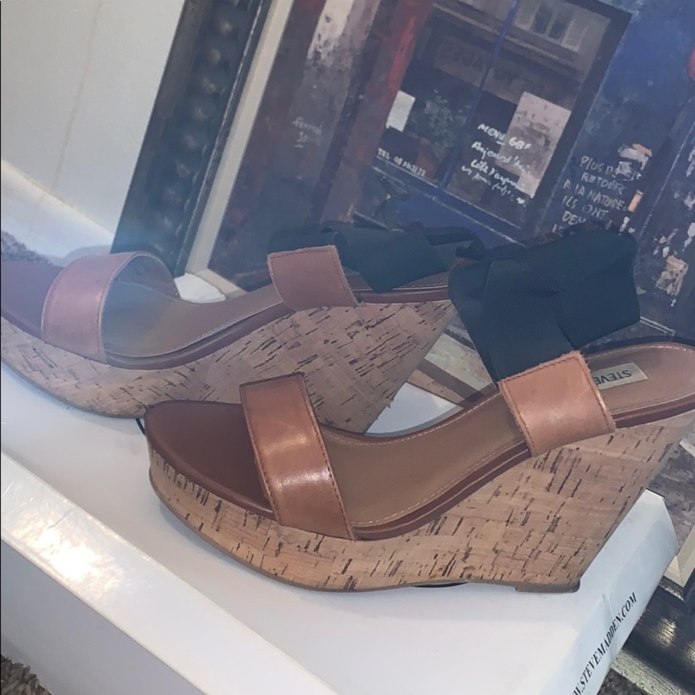 Tan/Brown wedges
